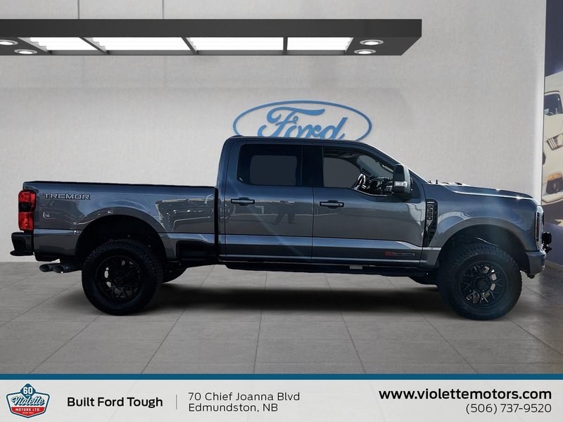 2024 Ford Super Duty F-350 SRW LARIAT