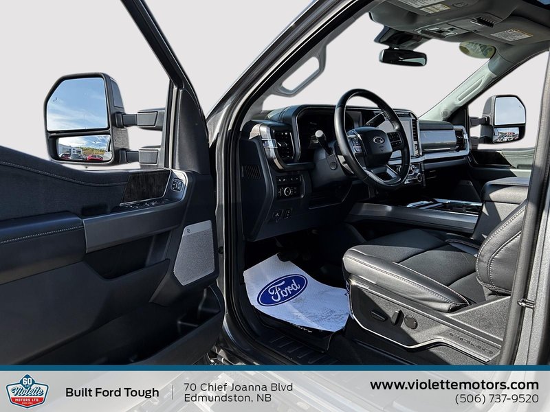 2024 Ford Super Duty F-350 SRW LARIAT
