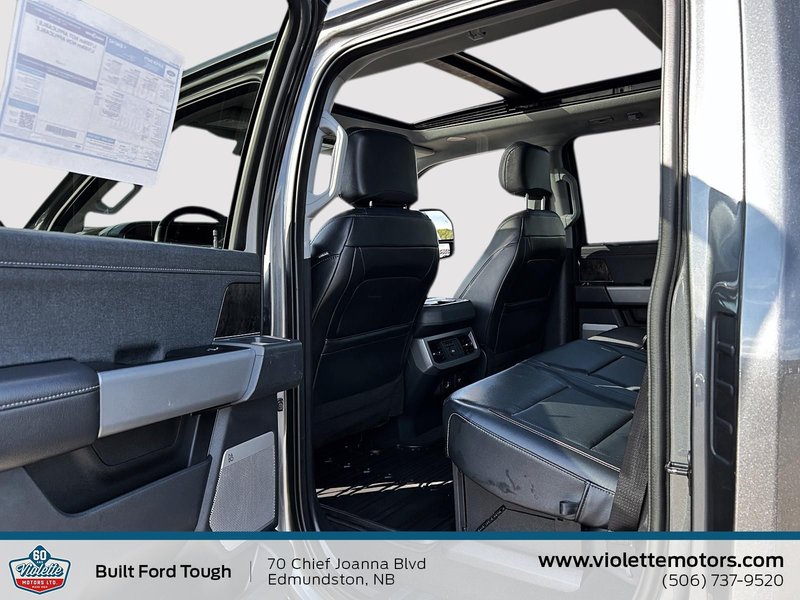 2024 Ford Super Duty F-350 SRW LARIAT