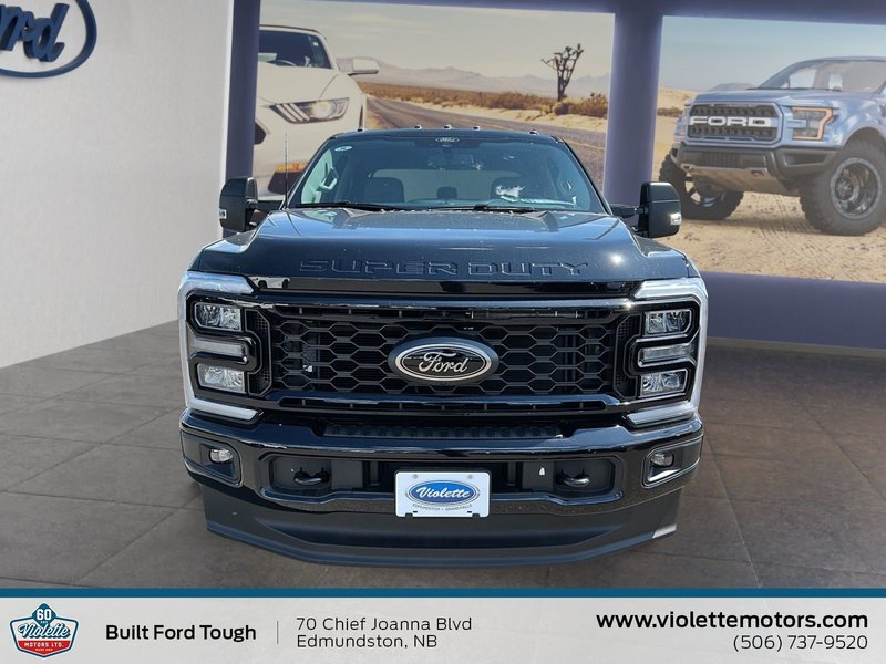 2025 Ford Super Duty F-350 SRW XLT