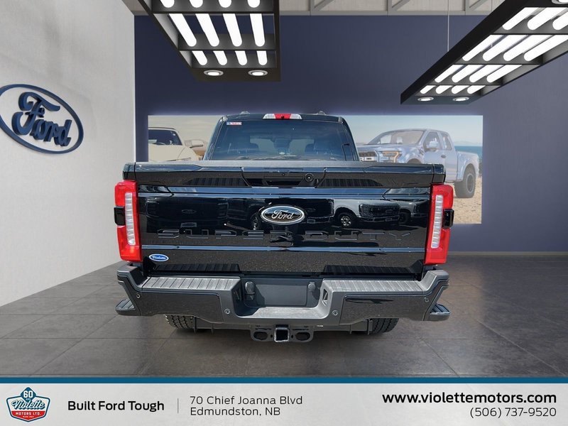 2025 Ford Super Duty F-350 SRW XLT