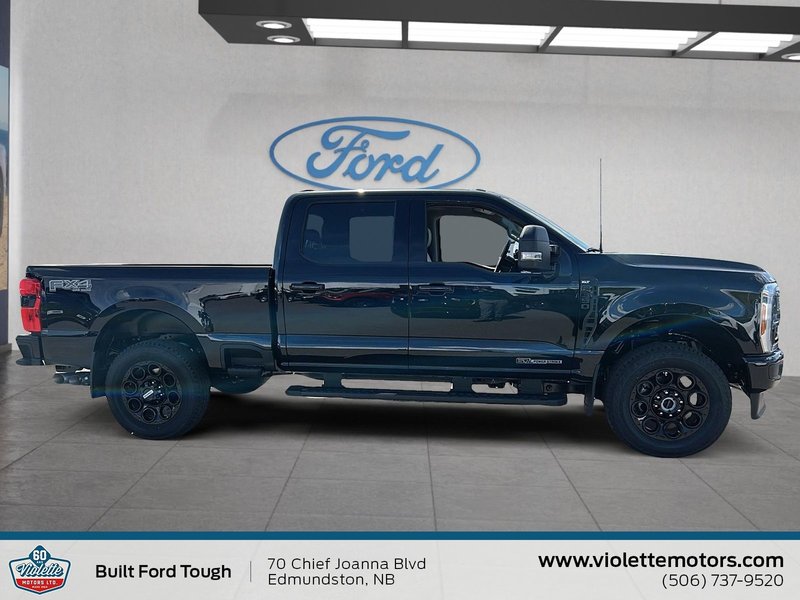 2025 Ford Super Duty F-350 SRW XLT