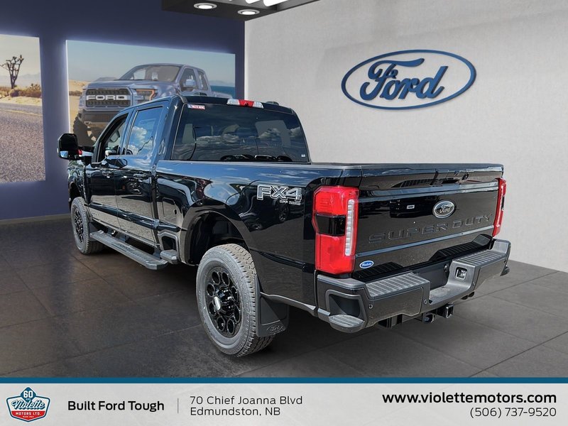 2025 Ford Super Duty F-350 SRW XLT