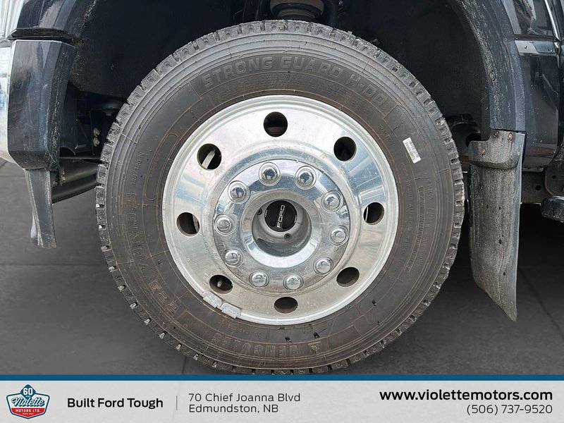2023 Ford Super Duty F-450 DRW XLT