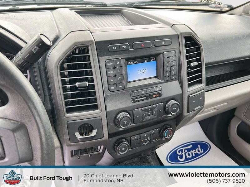 2022 Ford Super Duty F-550 DRW XL