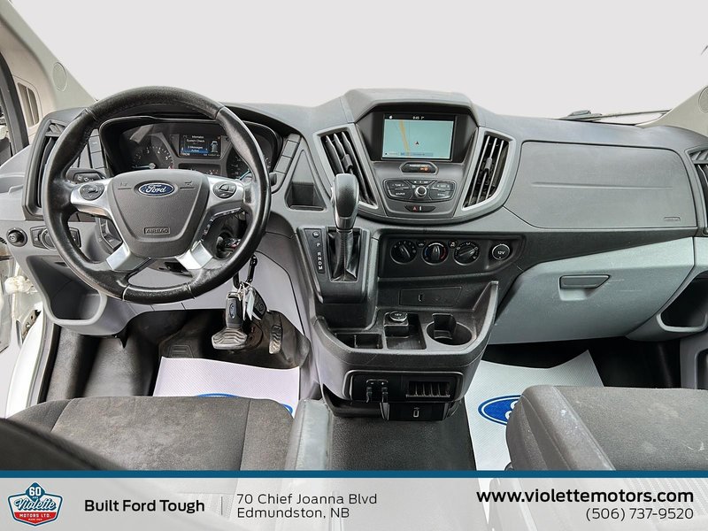 Ford Transit Cargo Van BASE 2017