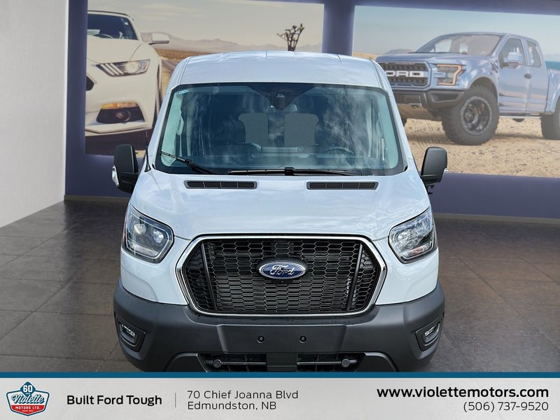 Ford Transit Cargo Van BASE 2025