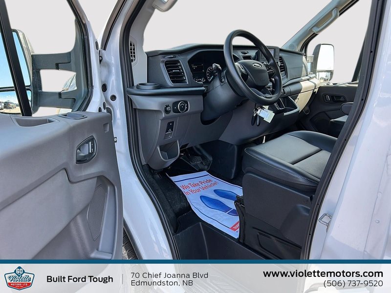 2025 Ford TRANSIT CUTAWAY BASE