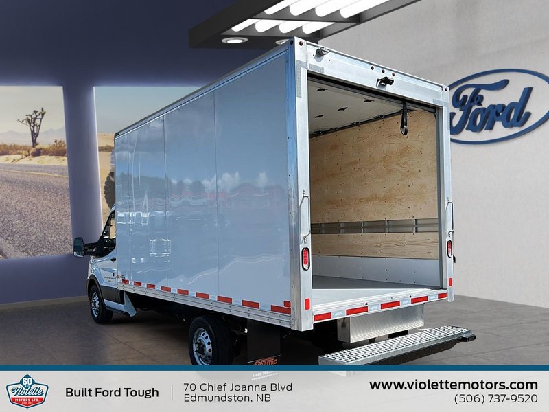 2025 Ford TRANSIT CUTAWAY BASE