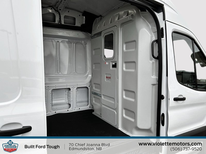 2026 Ford Transit Long 148 EL