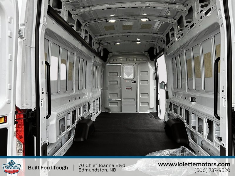 2026 Ford Transit Long 148 EL