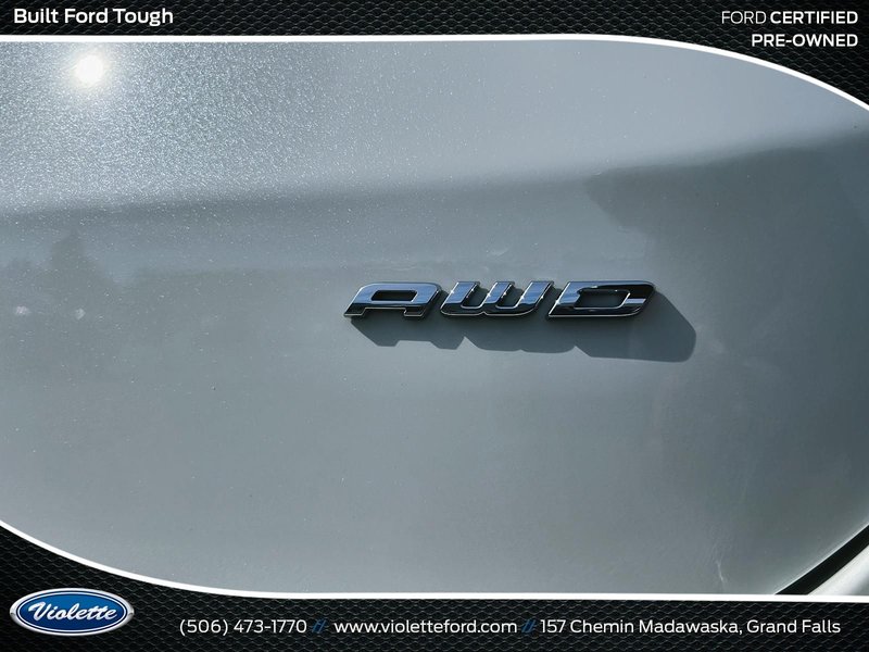 2022 Ford Edge Titanium