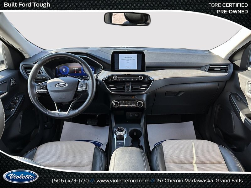 2022 Ford Escape TITANIUM