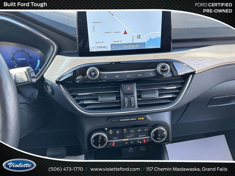 2022 Ford Escape TITANIUM