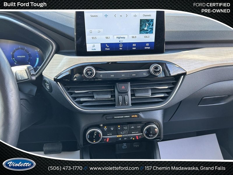 2022 Ford Escape TITANIUM