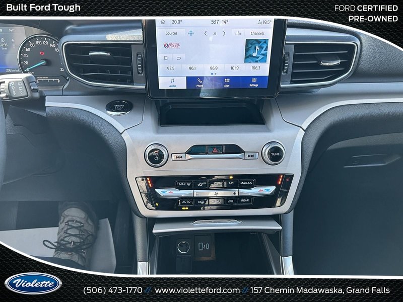 Ford Explorer XLT 2023
