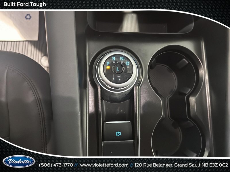 Ford Explorer Active w/200A Pkg 2026