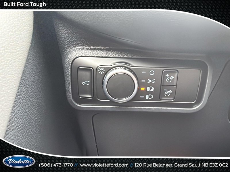 Ford Explorer Active w/200A Pkg 2026