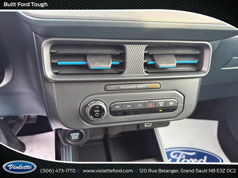 2025 Ford Maverick Lobo Standard