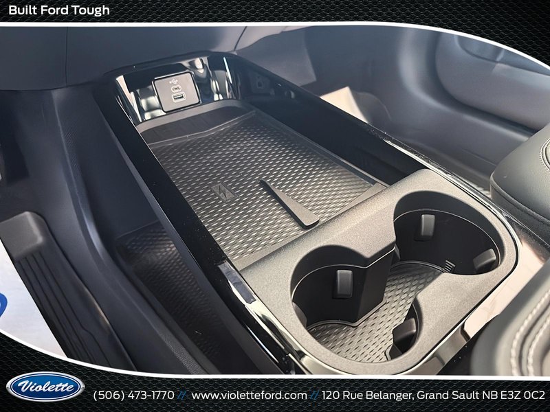 Ford MUSTANG MACH-E SELECT 2025