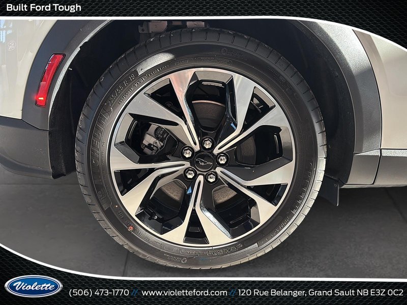 Ford MUSTANG MACH-E SELECT 2025