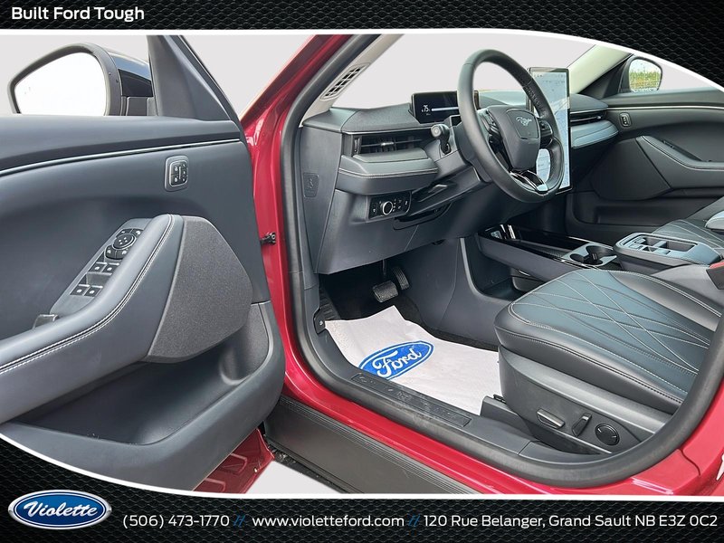 2025 Ford MUSTANG MACH-E SELECT