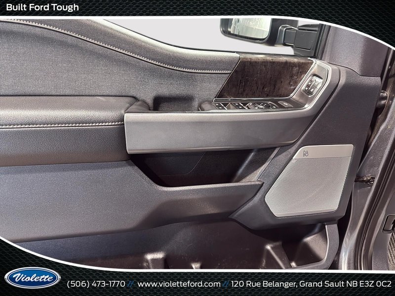 2023 Ford Super Duty F-350 DRW LARIAT