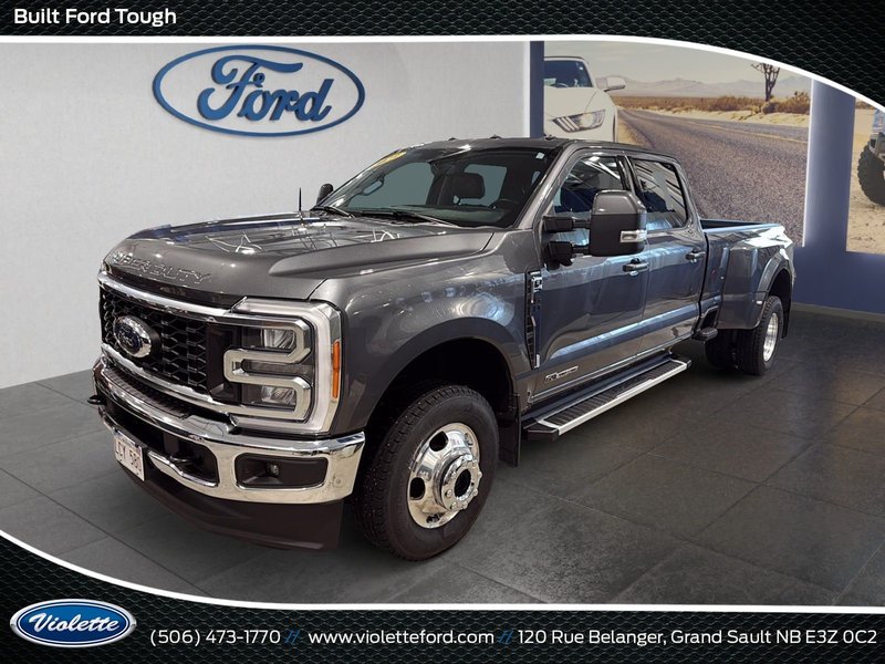 2023 Ford Super Duty F-350 DRW LARIAT