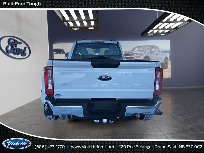 2026 Ford Super Duty F-350 DRW XL