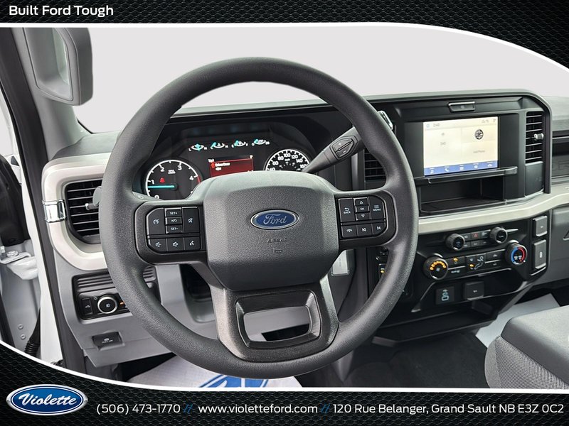 2025 Ford Super Duty F-350 SRW XL