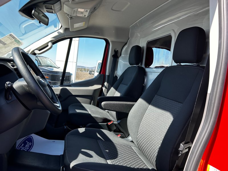 2023 Ford E-Transit Cargo Van BASE