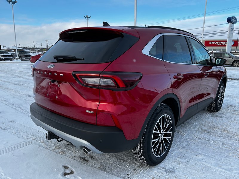 Ford Escape PHEV 2025