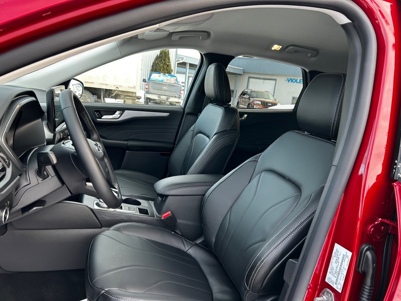 Ford Escape PHEV 2025