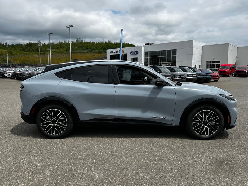 Ford Mustang Mach-E Premium 2024