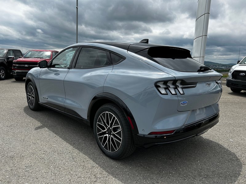 Ford Mustang Mach-E Premium 2024