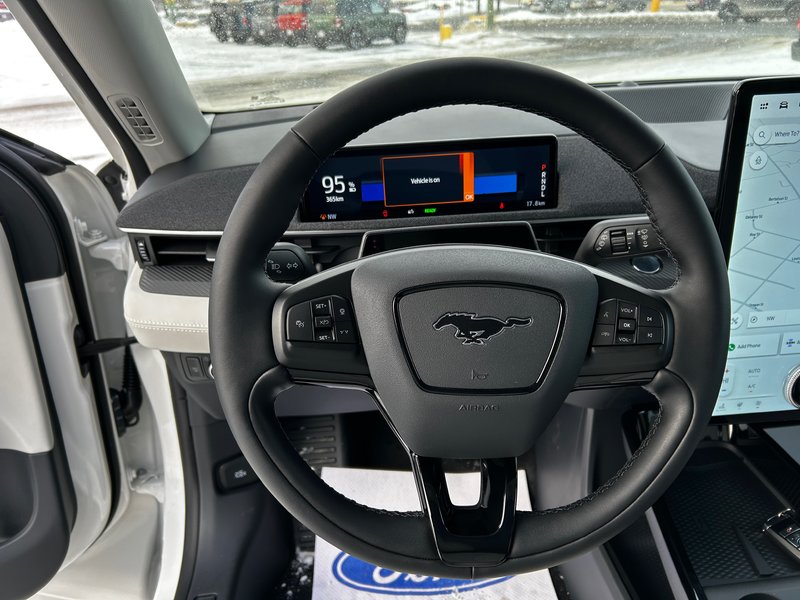 2024 Ford Mustang Mach-E PREMIUM