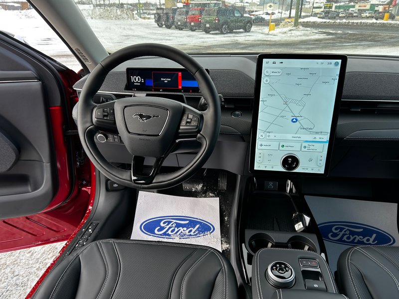 2024 Ford Mustang Mach-E PREMIUM