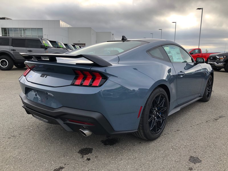 Ford Mustang GT PREMIUM 2024