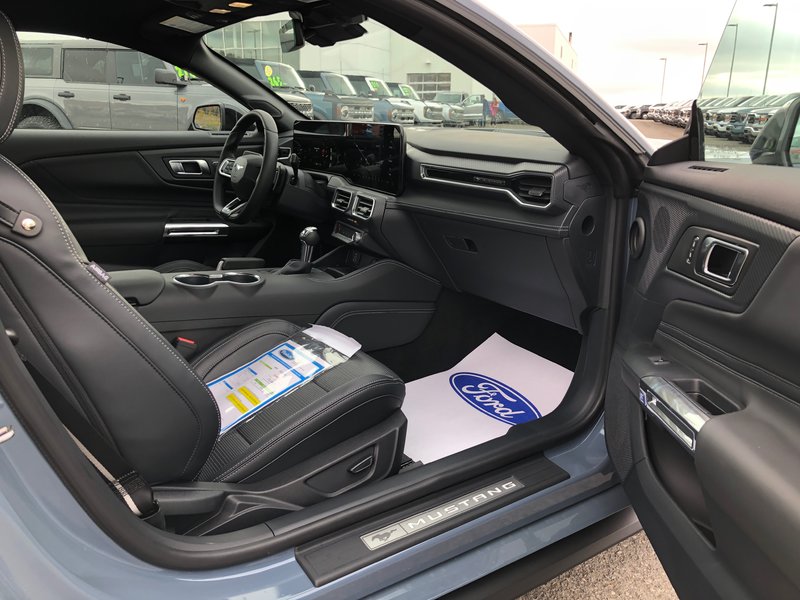 Ford Mustang GT PREMIUM 2024
