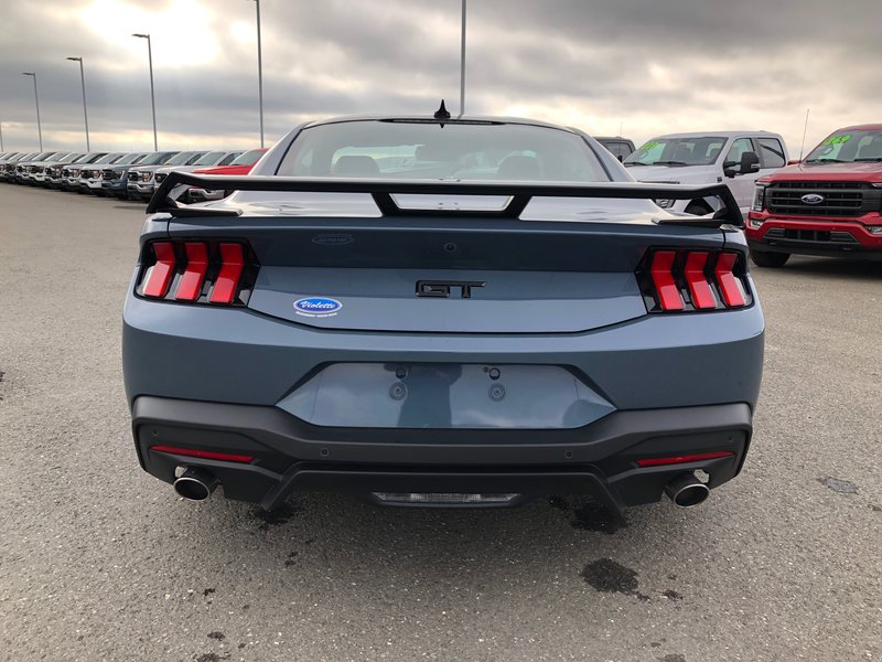 Ford Mustang GT PREMIUM 2024
