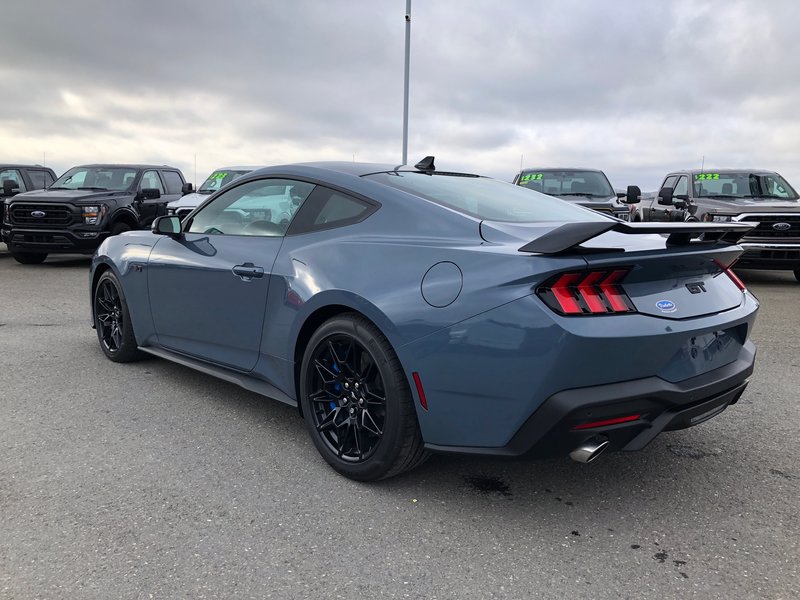Ford Mustang GT PREMIUM 2024