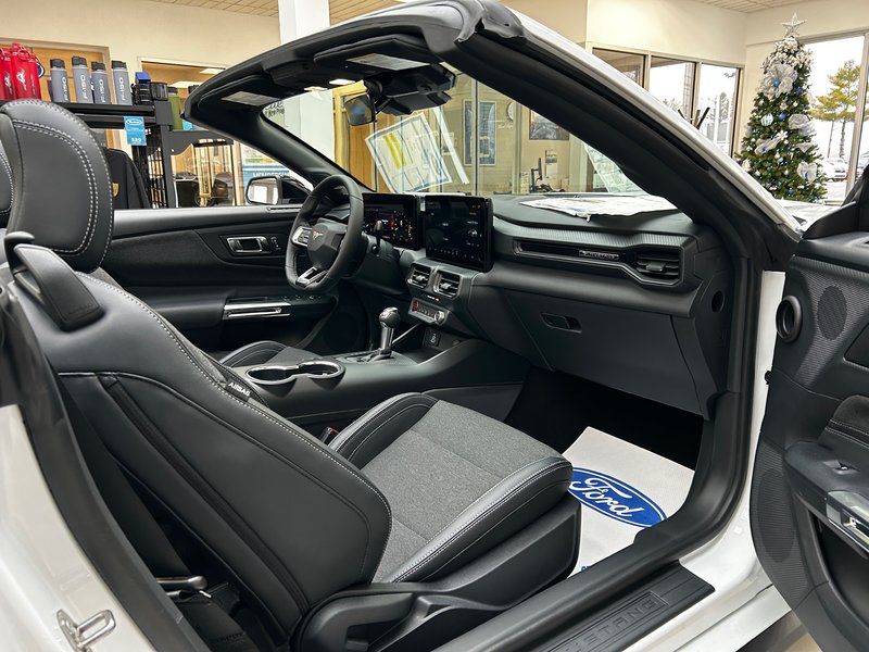 Ford Mustang ECOBOOST 2024