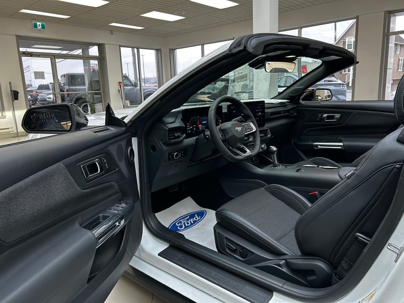 Ford Mustang ECOBOOST 2024