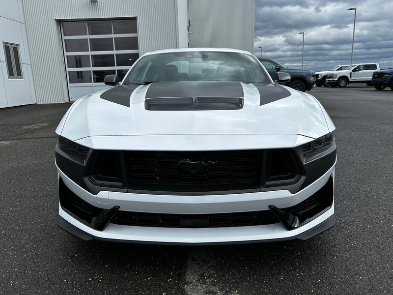 Ford Mustang DARK HORSE 2024