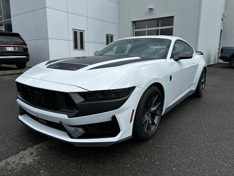 Ford Mustang DARK HORSE 2024