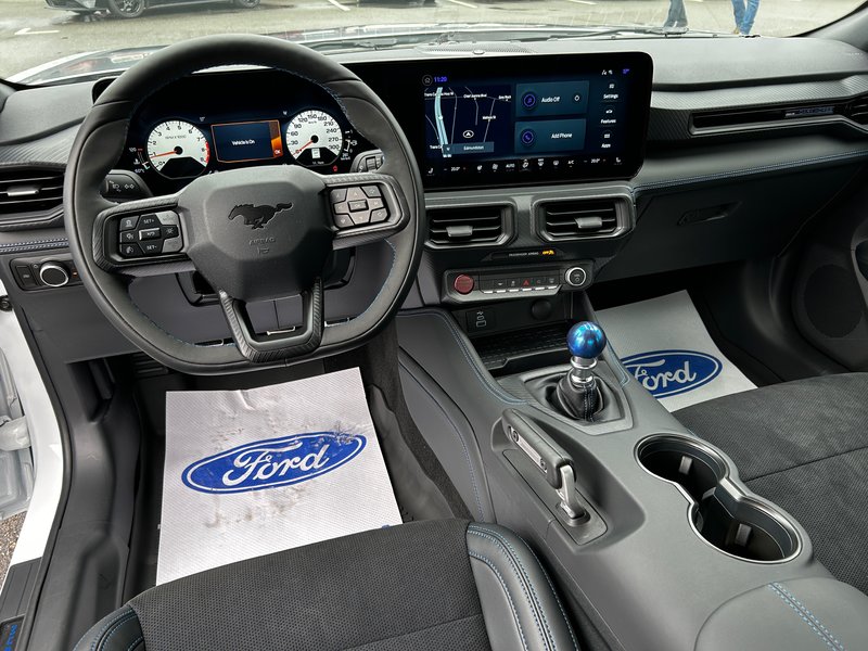 Ford Mustang DARK HORSE 2024