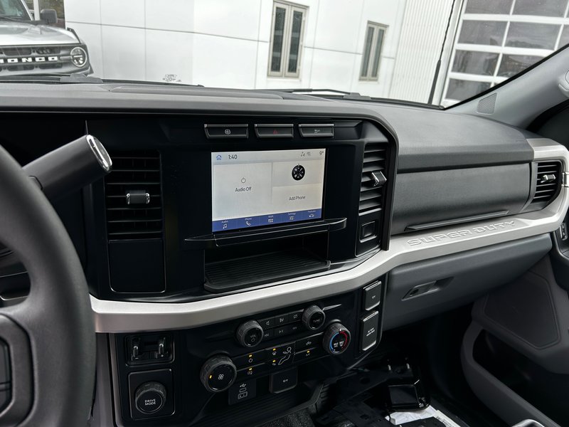 Ford Super duty F-550 DRW XLT 2023