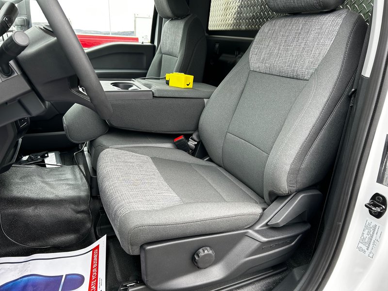 Ford Super duty F-550 DRW XLT 2023