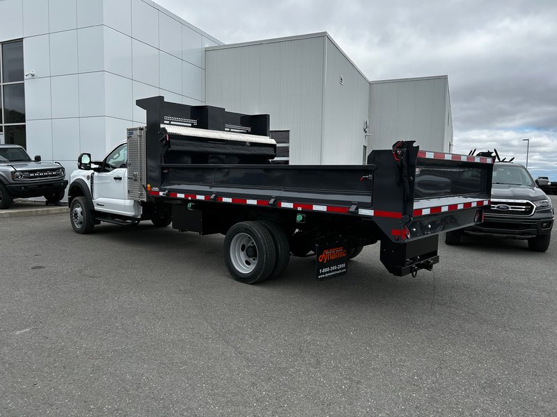 Ford Super duty F-550 DRW XLT 2023