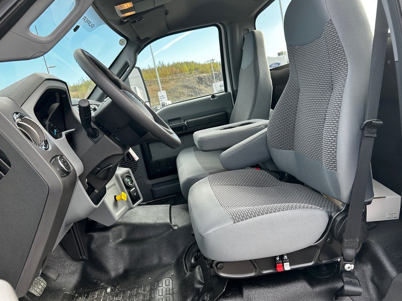 2024 Ford Super Duty F-750 Straight Frame BASE